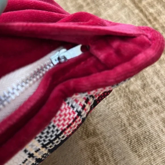 Scottie Dog And Plaid Embroidered Pillow With Velour Backing - Picture 3 of 7